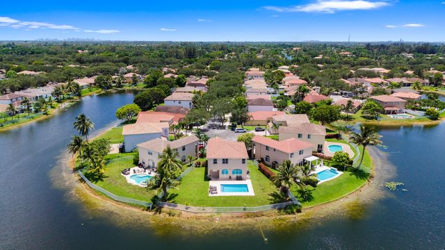 2905 SW 139th Avenue, Miramar, FL 33027
