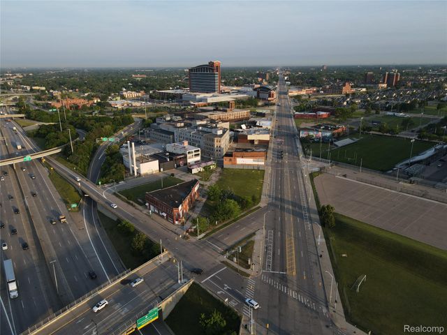 2421 3rd Street, Detroit, MI 48201