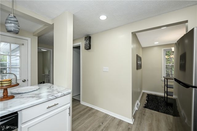 636 Flora Avenue, Akron, OH 44314