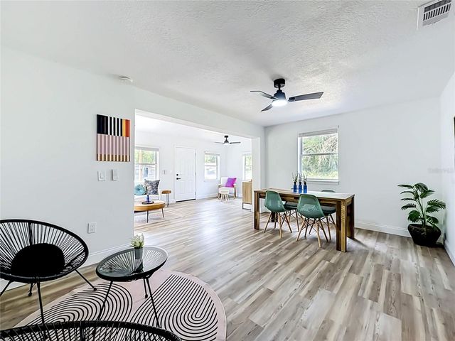 16116 WALLACE STREET, Umatilla, FL 32784