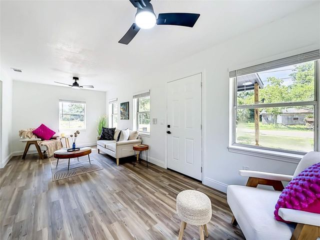 16116 WALLACE STREET, Umatilla, FL 32784