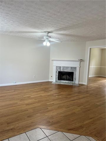 370 Oakland Place dr Drive, Lawrenceville, GA 30044