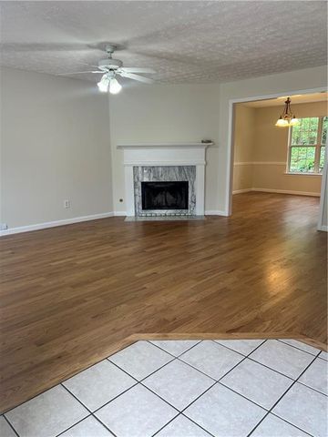 370 Oakland Place dr Drive, Lawrenceville, GA 30044