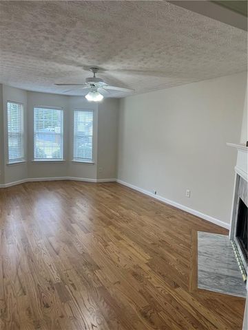 370 Oakland Place dr Drive, Lawrenceville, GA 30044