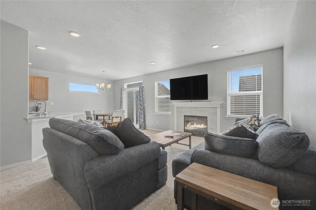 212 Royal Palm Drive, Moses Lake, WA 98837