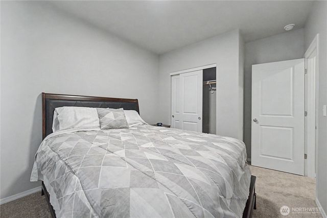 212 Royal Palm Drive, Moses Lake, WA 98837