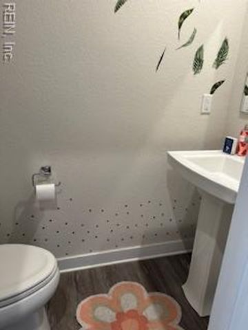 529 Bright Red RN, Chesapeake, VA 23323