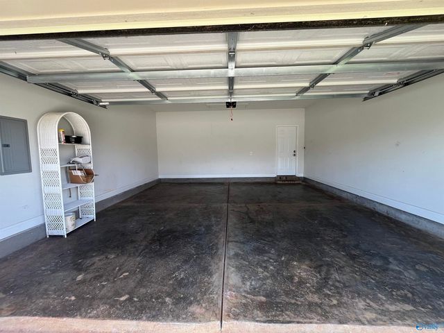 17310 Brooklawn Street, Athens, AL 35611