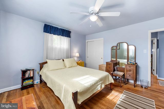 8227 LAUREL, Baltimore, MD 21234