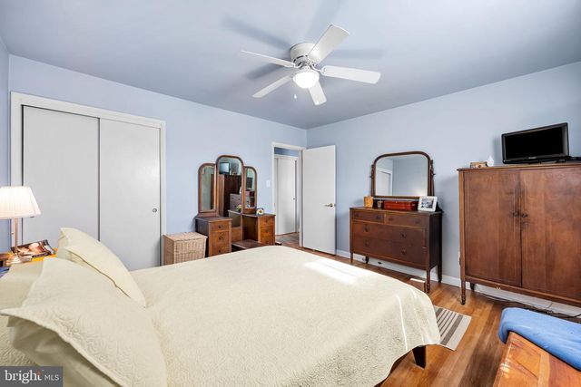 8227 LAUREL, Baltimore, MD 21234