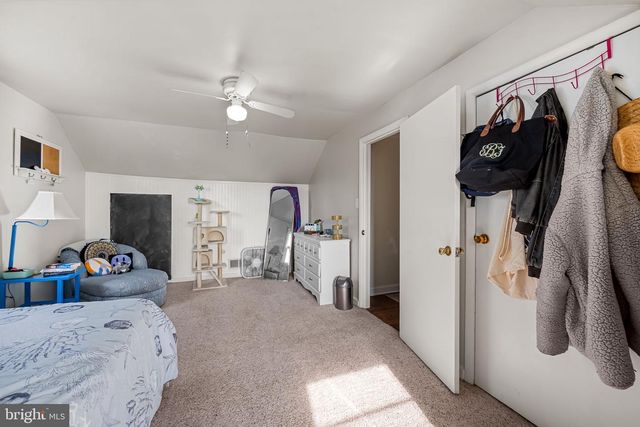 8227 LAUREL, Baltimore, MD 21234