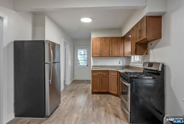 9 Spencer Avenue, Clifton, NJ 07013