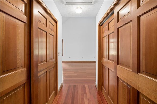 4 Berge Lane, Derry, NH 03038