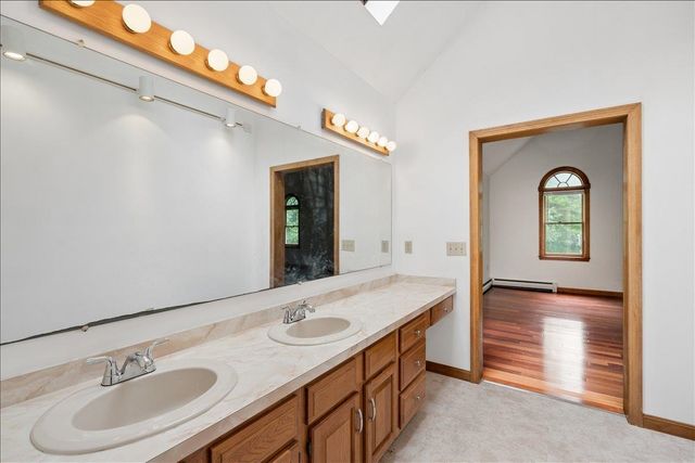 4 Berge Lane, Derry, NH 03038