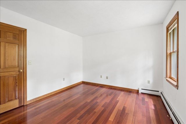 4 Berge Lane, Derry, NH 03038