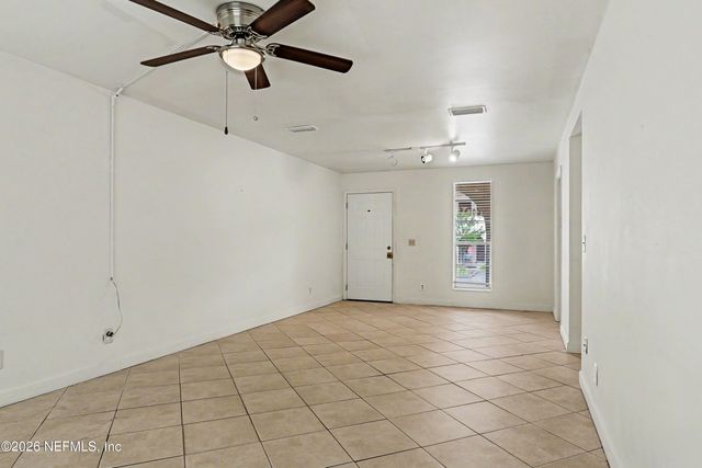 1557 EL PRADO Road 1, Jacksonville, FL 32216
