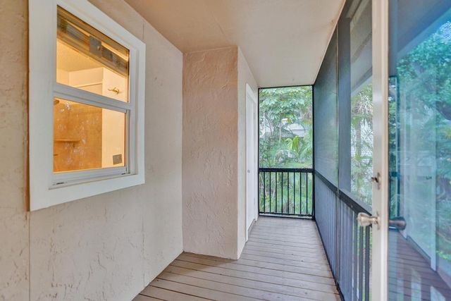2301 N Congress Avenue 27, Boynton Beach, FL 33436