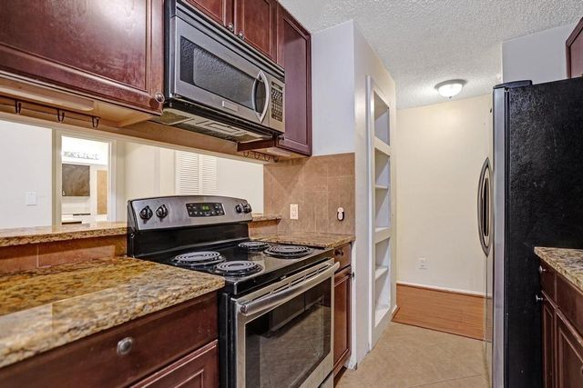2301 N Congress Avenue 27, Boynton Beach, FL 33436