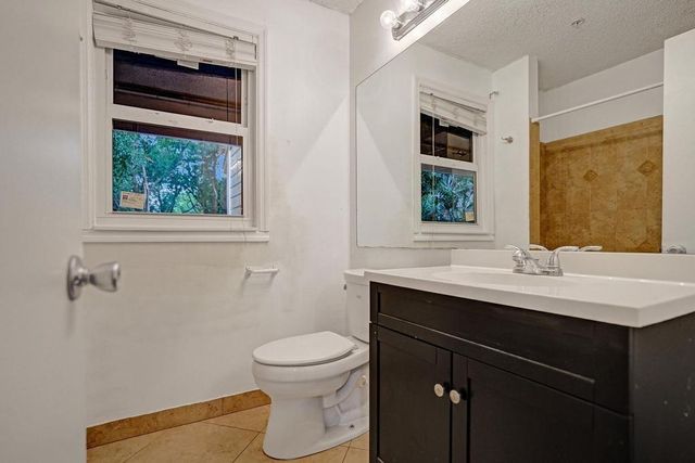 2301 N Congress Avenue 27, Boynton Beach, FL 33436