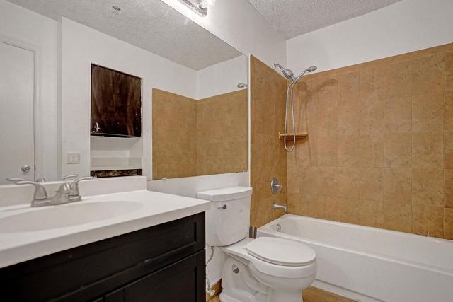 2301 N Congress Avenue 27, Boynton Beach, FL 33436
