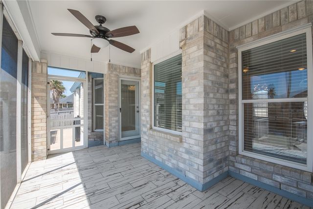 15934 Palo Seco Dr, Corpus Christi, TX 78418