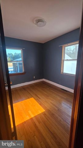 10439 ASHCAKE RD, Ashland, VA 23005