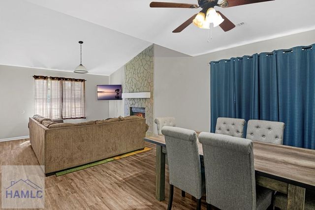 617 Oak Street, Hinesville, GA 31313