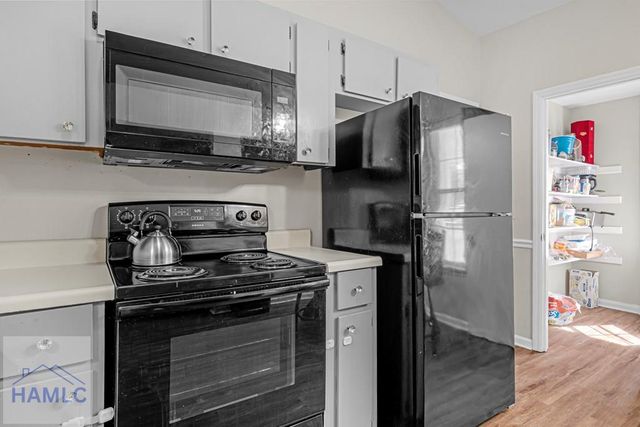 617 Oak Street, Hinesville, GA 31313