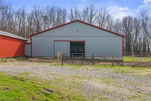 4911 Miller Road, Lowellville, OH 44436
