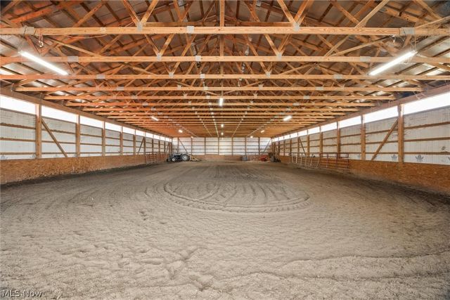 4911 Miller Road, Lowellville, OH 44436