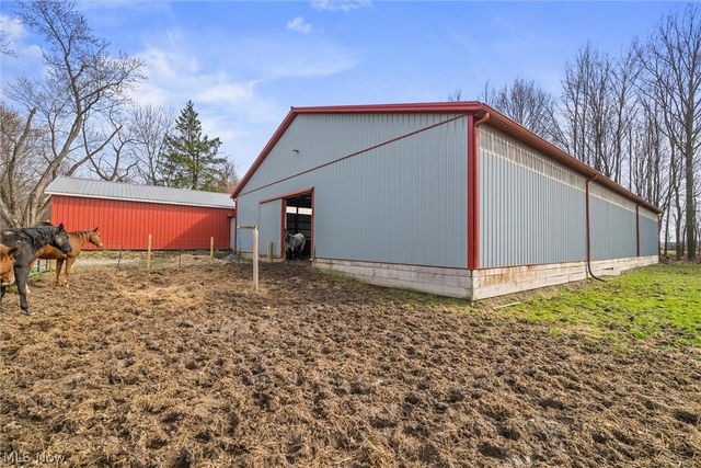 4911 Miller Road, Lowellville, OH 44436