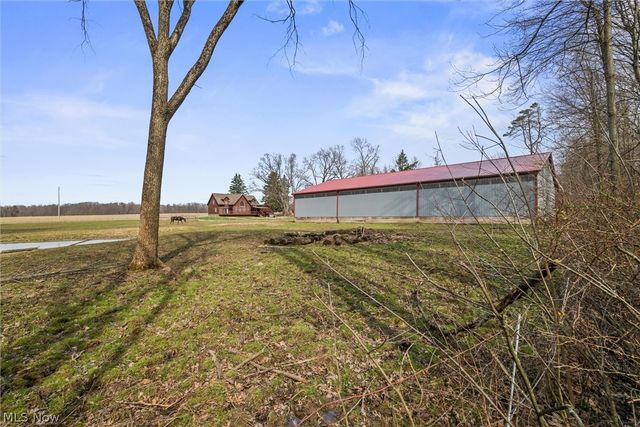 4911 Miller Road, Lowellville, OH 44436