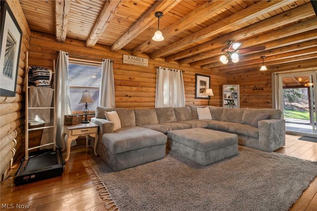 4911 Miller Road, Lowellville, OH 44436