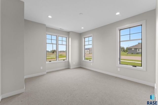 100 N Bryggen Pl Place, Sioux Falls, SD 57107