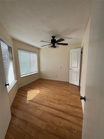 9801 Walnut Street A305, Dallas, TX 75243