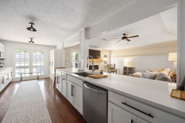 6988 Oakwood Way, Columbus, GA 31904