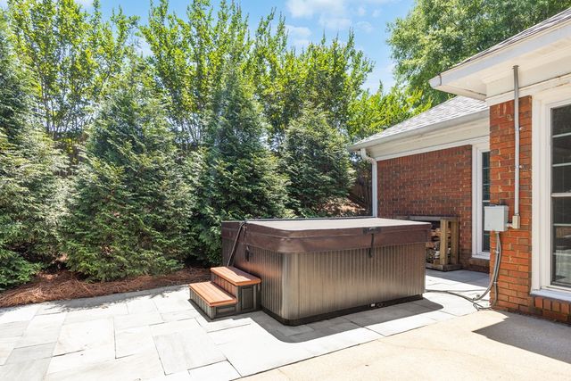 6988 Oakwood Way, Columbus, GA 31904