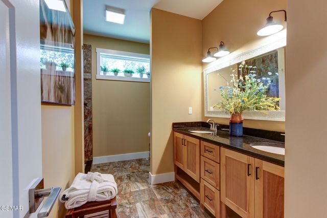 3882 Thomas Cross Road, Sevierville, TN 37876