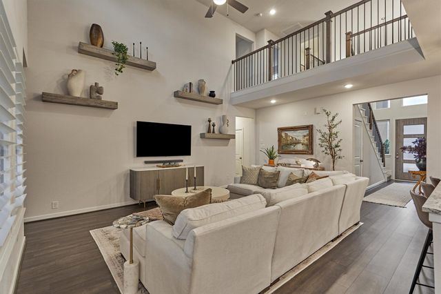 221 Christine Manor, Montgomery, TX 77316