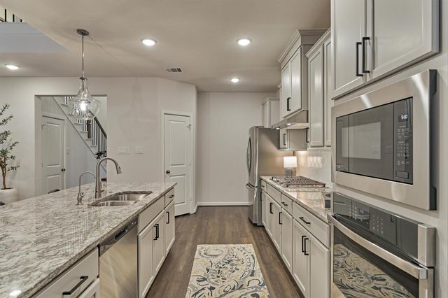 221 Christine Manor, Montgomery, TX 77316