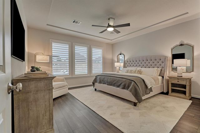 221 Christine Manor, Montgomery, TX 77316