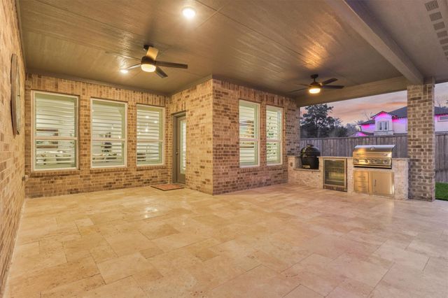 221 Christine Manor, Montgomery, TX 77316