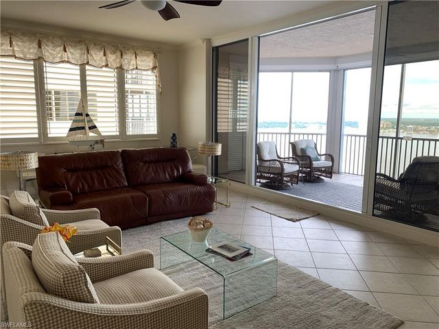 2090 W First ST 2805, Fort Myers, FL 33901