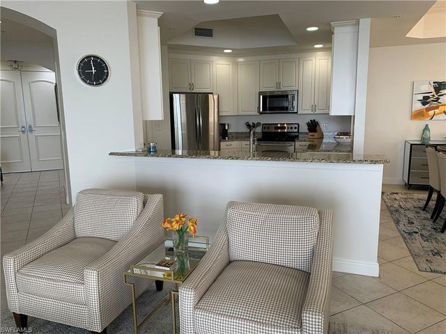 2090 W First ST 2805, Fort Myers, FL 33901