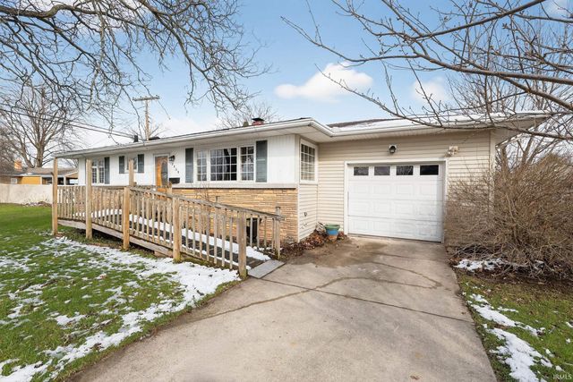 2609 Anzio Avenue, South Bend, IN 46615