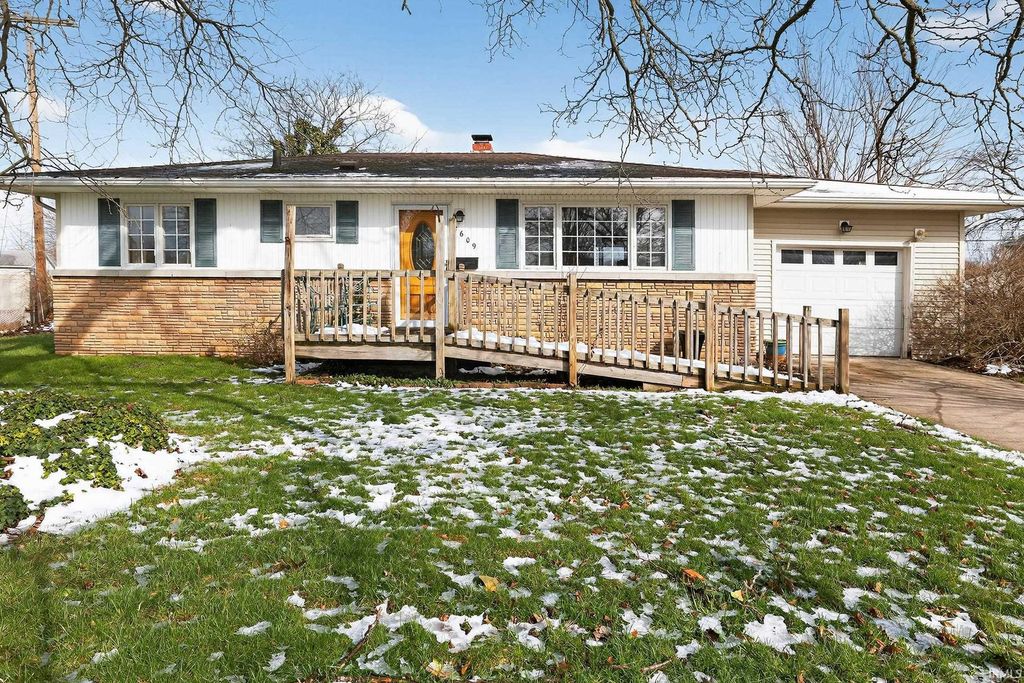 2609 Anzio Avenue, South Bend, IN 46615