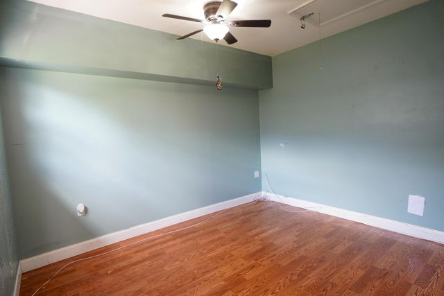 120 W Swan Pkwy W W, Royal Palm Beach, FL 33411