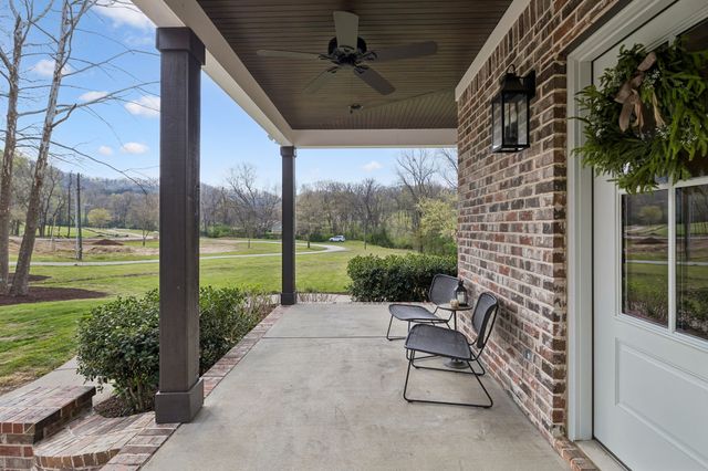 4694 Bennett Hollow Rd, Thompsons Station, TN 37179