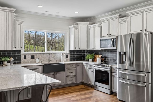 4694 Bennett Hollow Rd, Thompsons Station, TN 37179