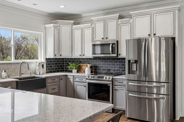 4694 Bennett Hollow Rd, Thompsons Station, TN 37179